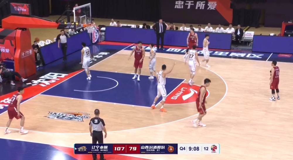  篮球裁判新规实施，防守三秒规则收紧