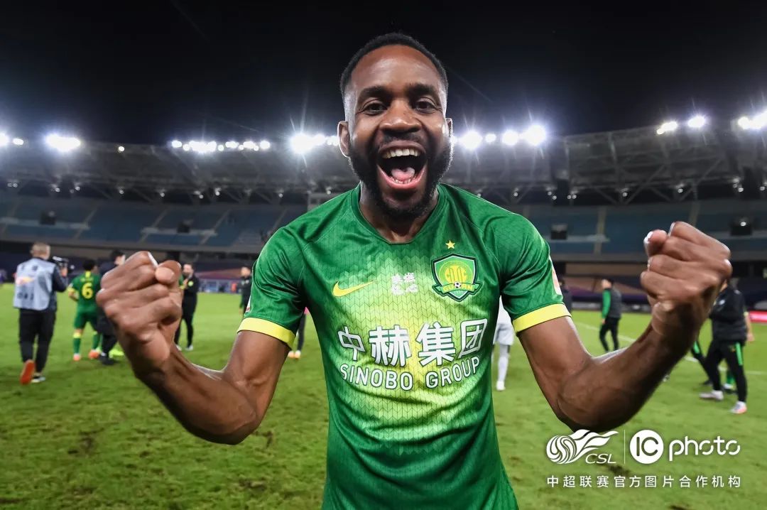  任意球大师显威，直接破门锁定胜局